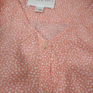 FRENCH GREY PEACH AND WHITE POLKA DOTS 3/4 SLEEVE BUTTON FRONTRUCH CUFF SIZE S